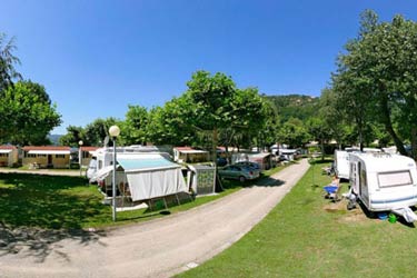 Liegeplatz auf dem Camping Solcio