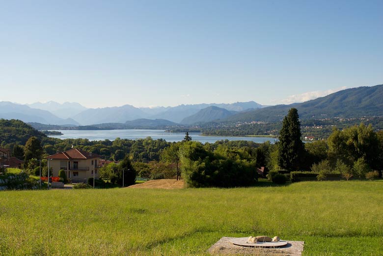 Blick von Azzate auf den Lago di Varese
