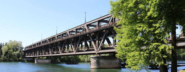 Eisenbrücke in Sesto Calende
