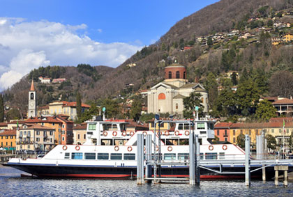 Fähre vor Laveno