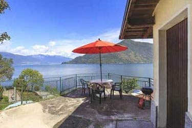 Bungalow im Lakeview Cannobio Camping & Resort