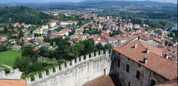 Hotels in Angera