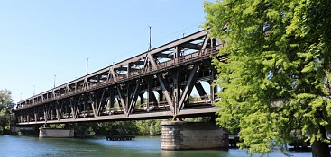 Eisenbrücke in Sesto Calende