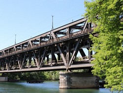 Eisenbrücke in Sesto Calende