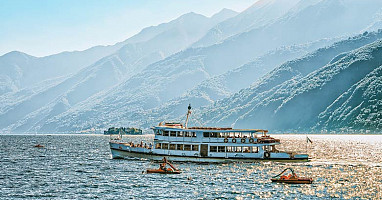 Fähren auf dem Lago Maggiore