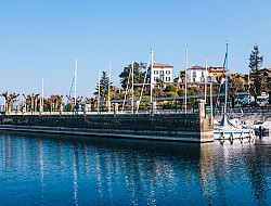 Hafen von Ranco