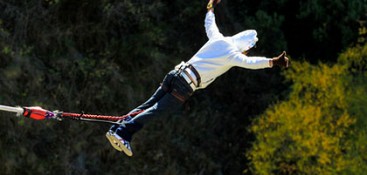 Bungee Jumping in Intragna